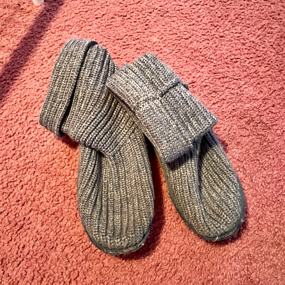 UGG Uggs Womens Size 5 Green Knitted Boots